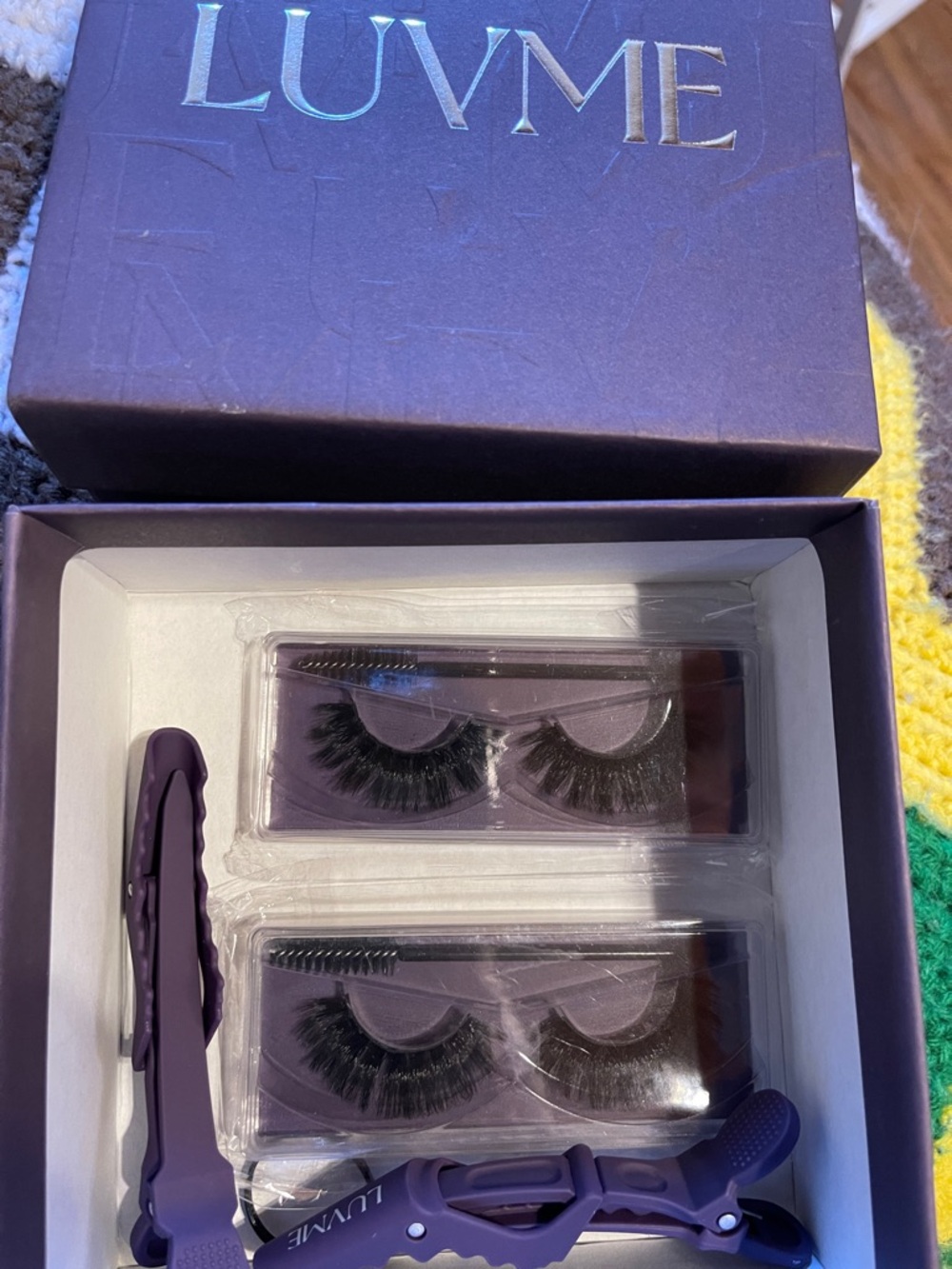 Luvme Black Clip-In Bun Hairpiece for Instant Updos - Picture 4 of 5